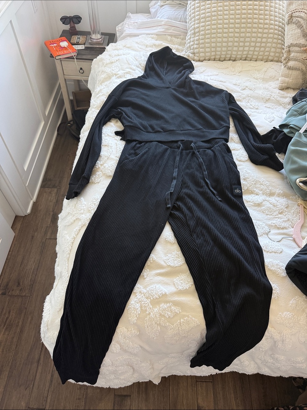 ALO Yoga Black Ribbed Hooded Lounge Set